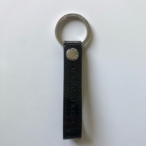 Marc Jacobs leather key chain retail limited